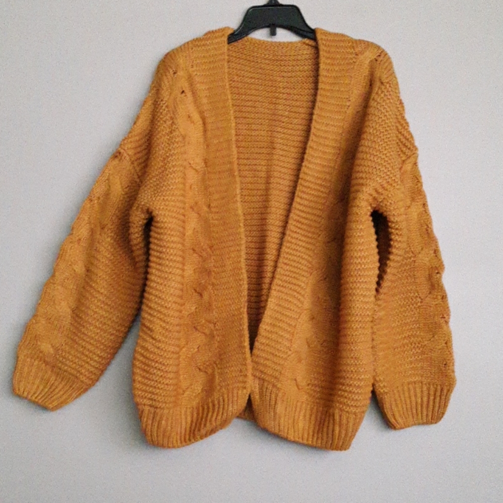 Cable Knit Open Front sweater NWOT